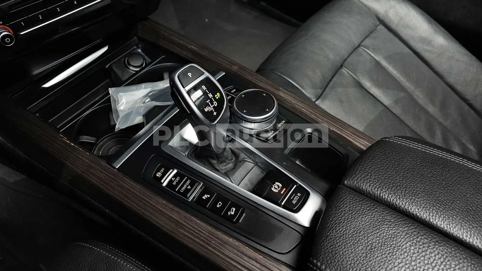 BMW X5 30D xDrive| PANO| 360КАМЕРА| ПАМЕТ| ВКЛ.ТЕХНОТЕСТ, снимка 7 - Автомобили и джипове - 54615888