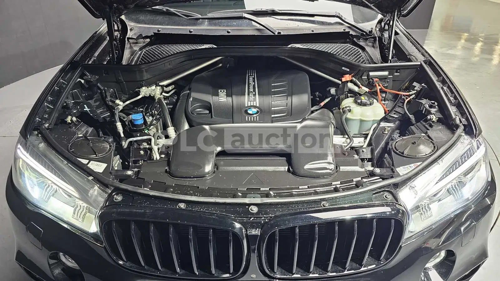 BMW X5 30D xDrive| PANO| 360КАМЕРА| ПАМЕТ| ВКЛ.ТЕХНОТЕСТ, снимка 16 - Автомобили и джипове - 54615888