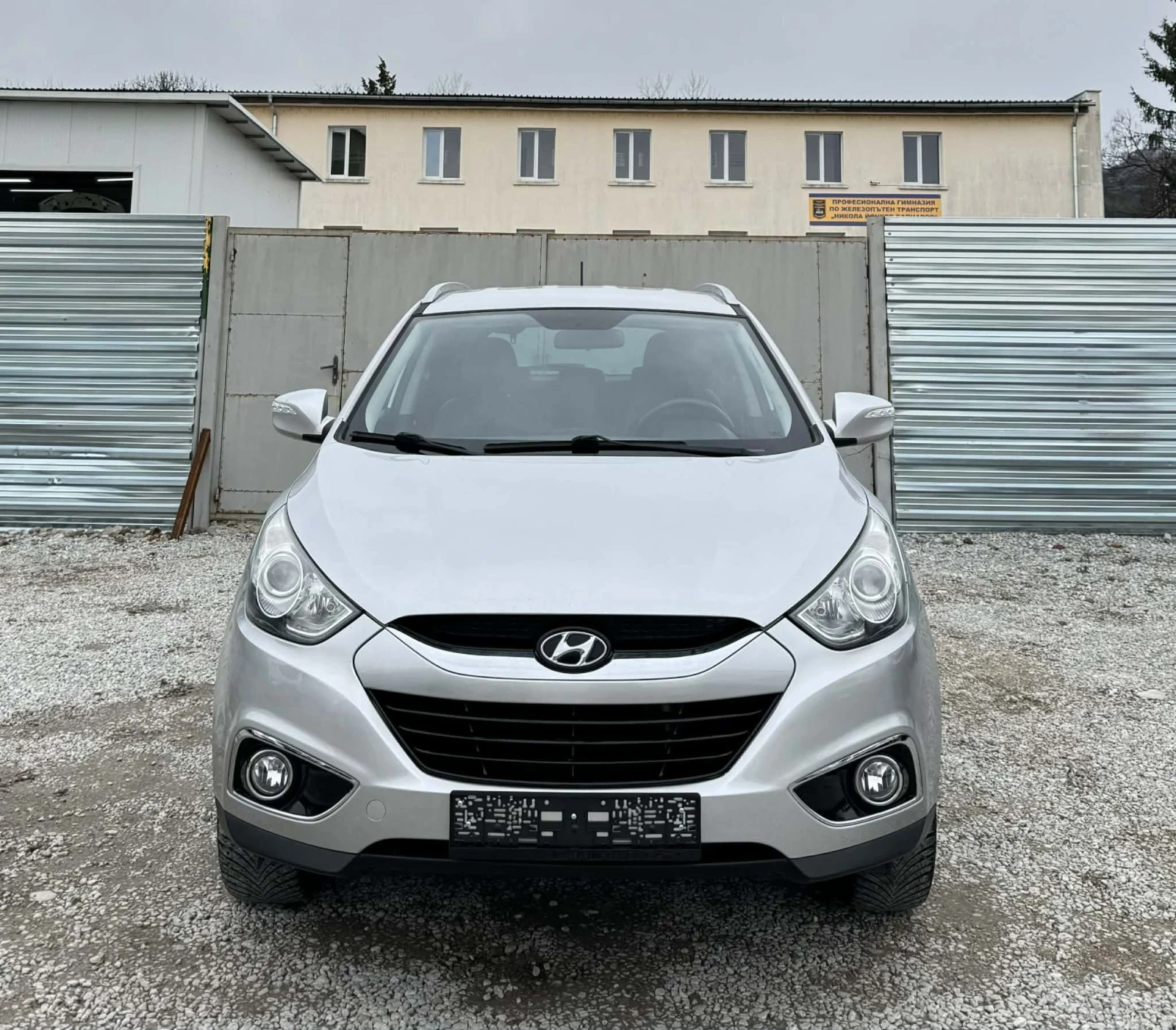 Hyundai IX35 4Х4* НАВИГАЦИЯ , снимка 2 - Автомобили и джипове - 55273278