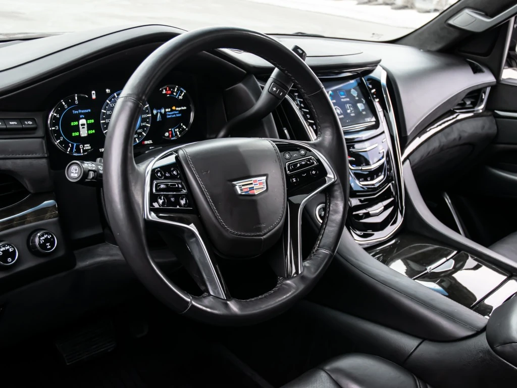 Cadillac Escalade Platinum / HUD / ACC / Massage / Rear Entertainmen | Mobile.bg � ����������� 7