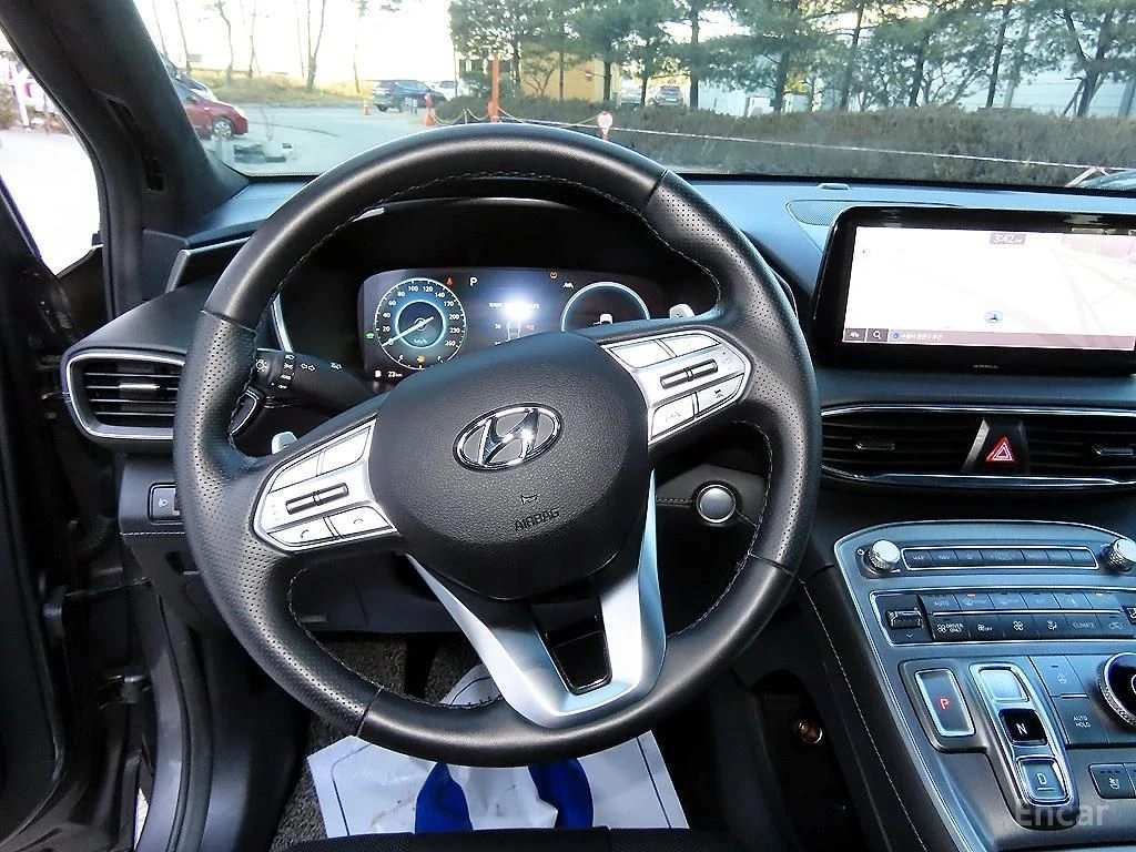 Hyundai Santa fe 1.6 HEV Calligraphy* DISTRONIC* 360* ХЕДЪП* KRELL*, снимка 8 - Автомобили и джипове - 55656317