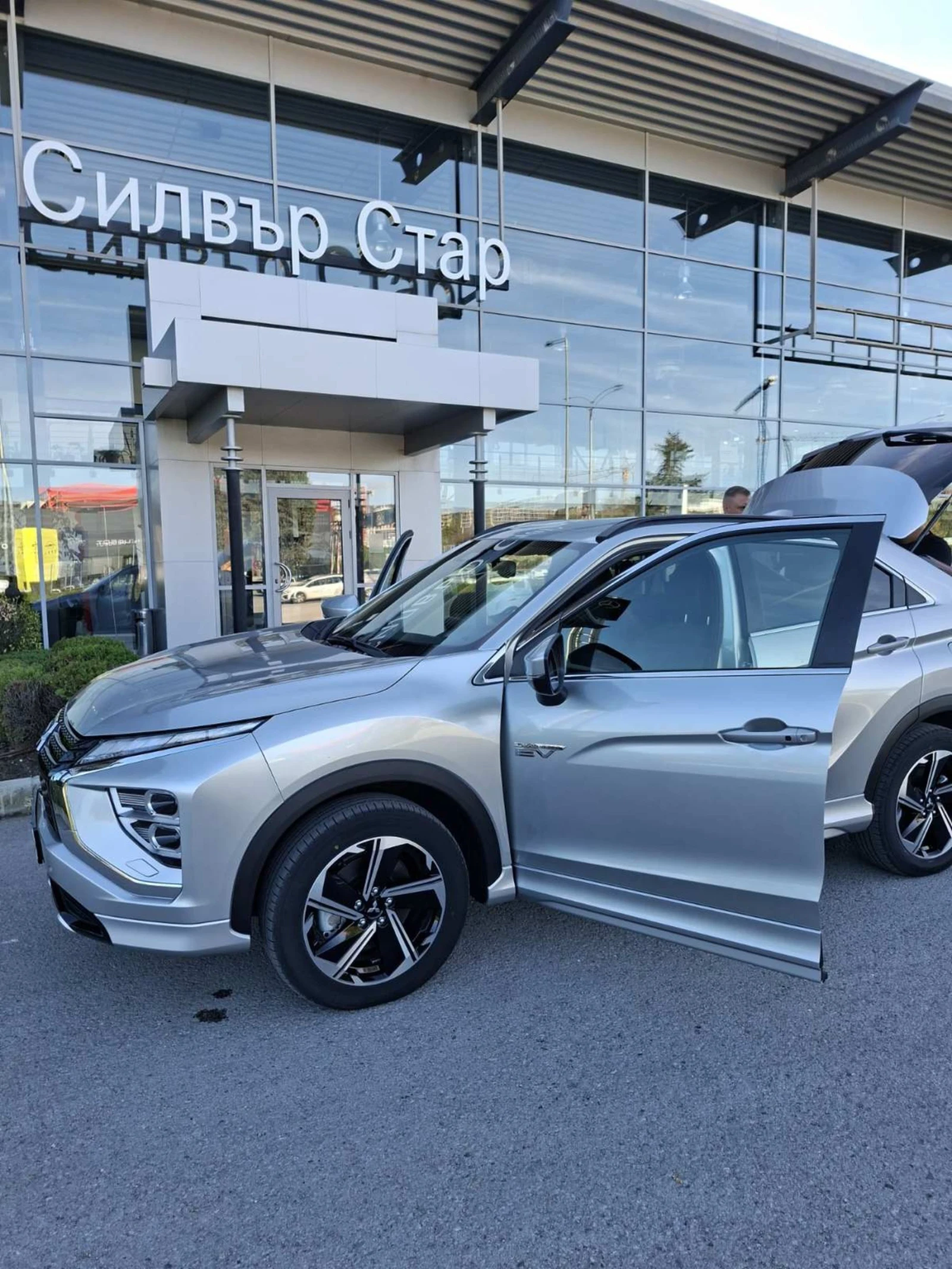 Mitsubishi Eclipse Cross, снимка 2 - Автомобили и джипове - 55843434
