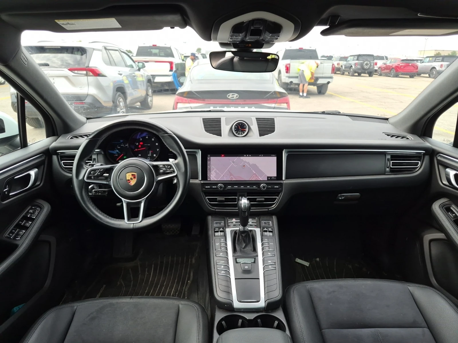 Porsche Macan  AWD 3.0L / 360 / MEMORY / PANO , снимка 9 - Автомобили и джипове - 55999844