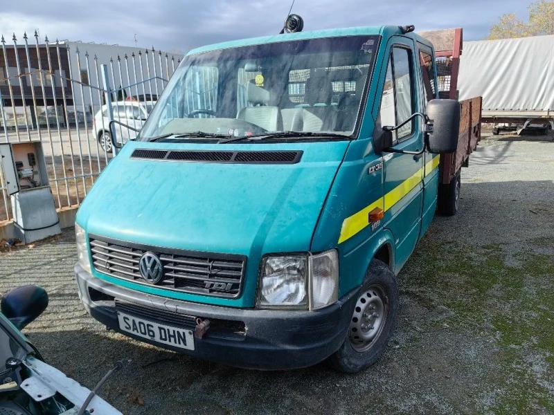 VW Lt 2.5TDI, снимка 1 - Бусове и автобуси - 47183756