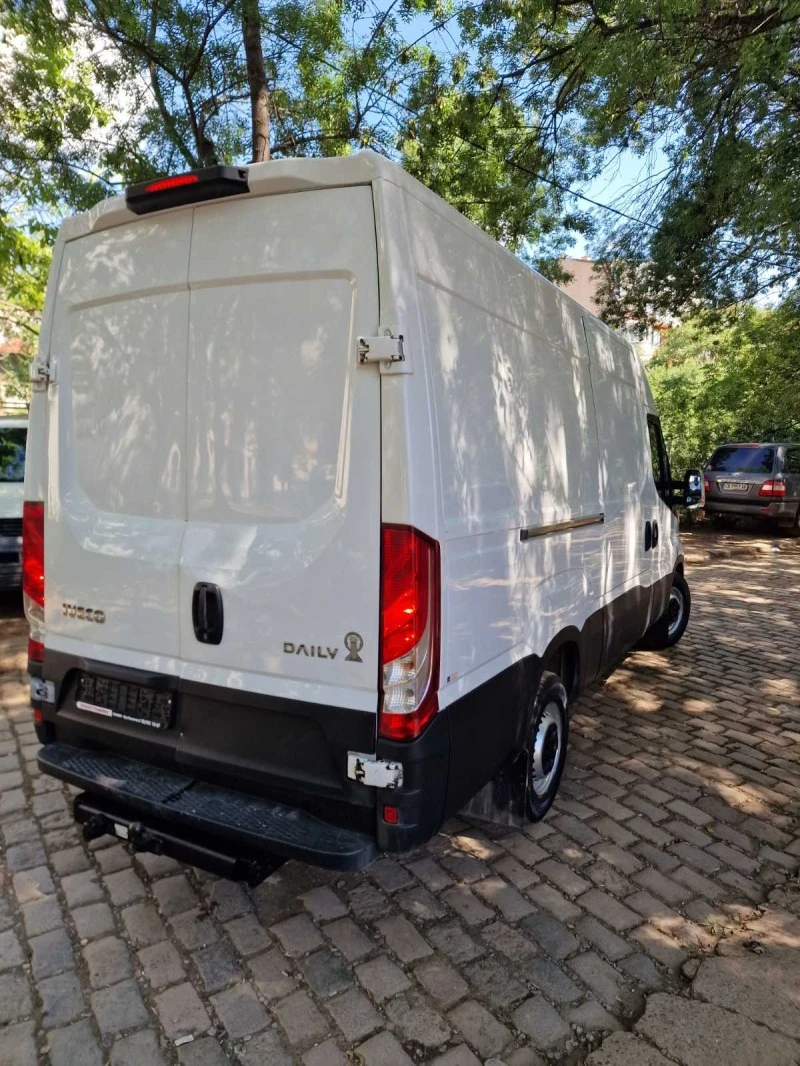 Iveco Daily, снимка 7 - Бусове и автобуси - 46504411