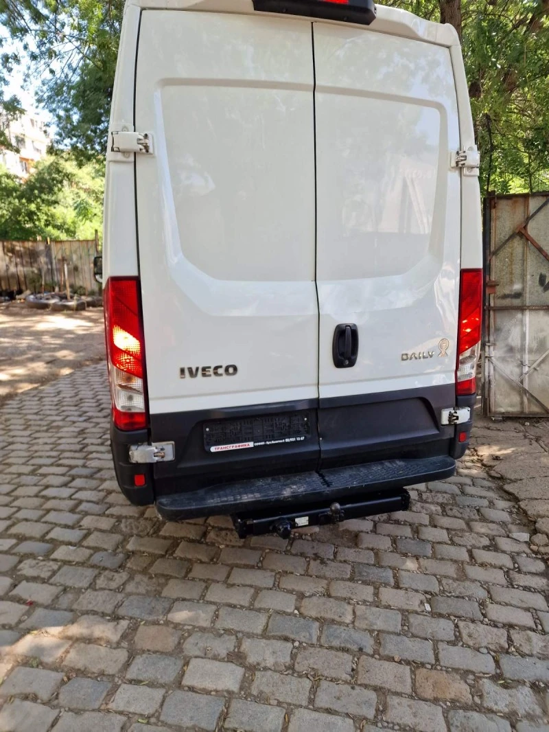 Iveco Daily, снимка 4 - Бусове и автобуси - 46504411