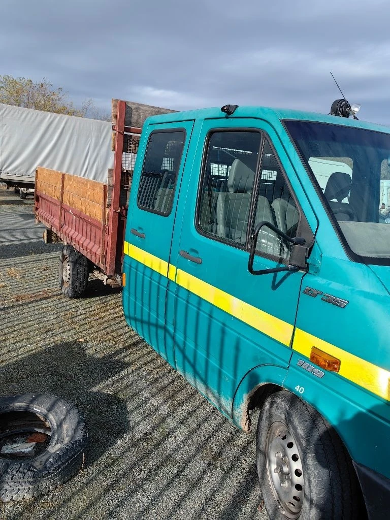 VW Lt 2.5TDI, снимка 3 - Бусове и автобуси - 47183756