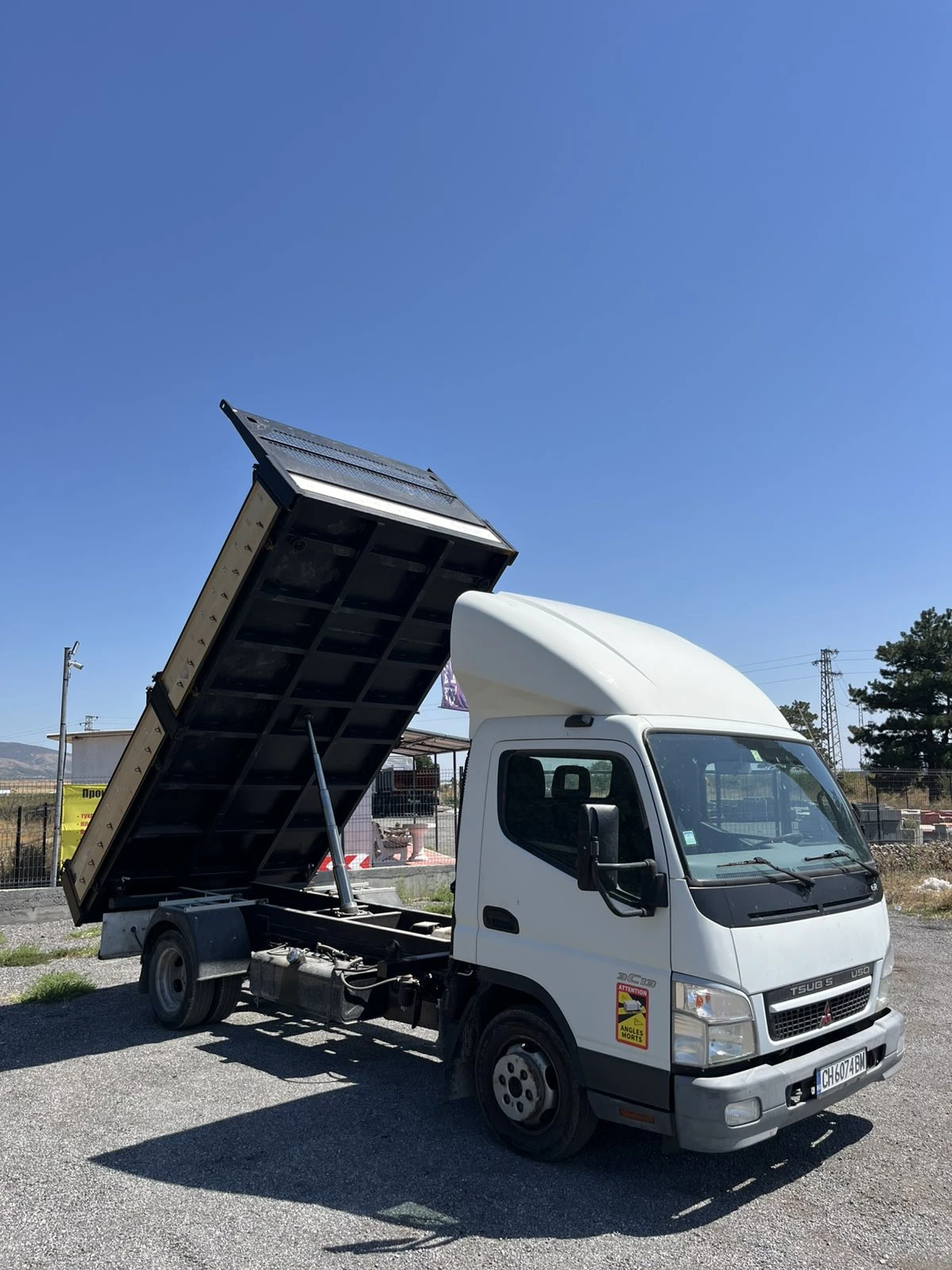 Mitsubishi Canter  - изображение 9
