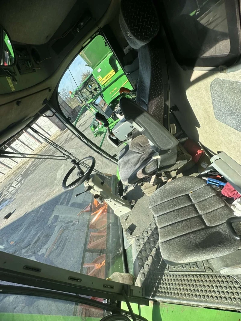 Комбайн Claas Mega 208 , снимка 5 - Селскостопанска техника - 52797732