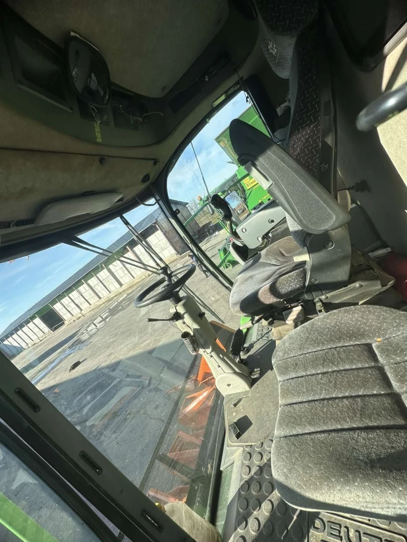 Комбайн Claas Mega 208 , снимка 4 - Селскостопанска техника - 52797732