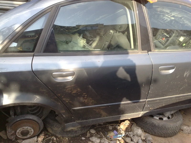 Задна дясна врата за Ауди А4 седан 