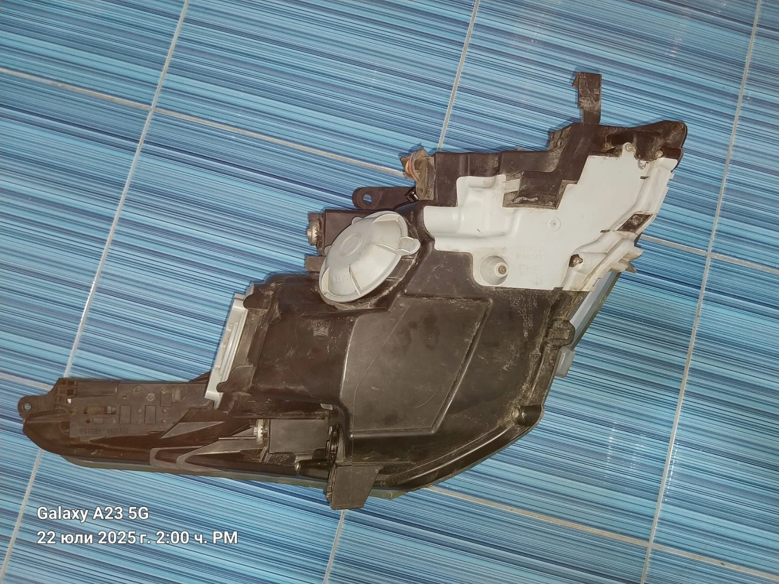      2009 . | Mobile.bg   8