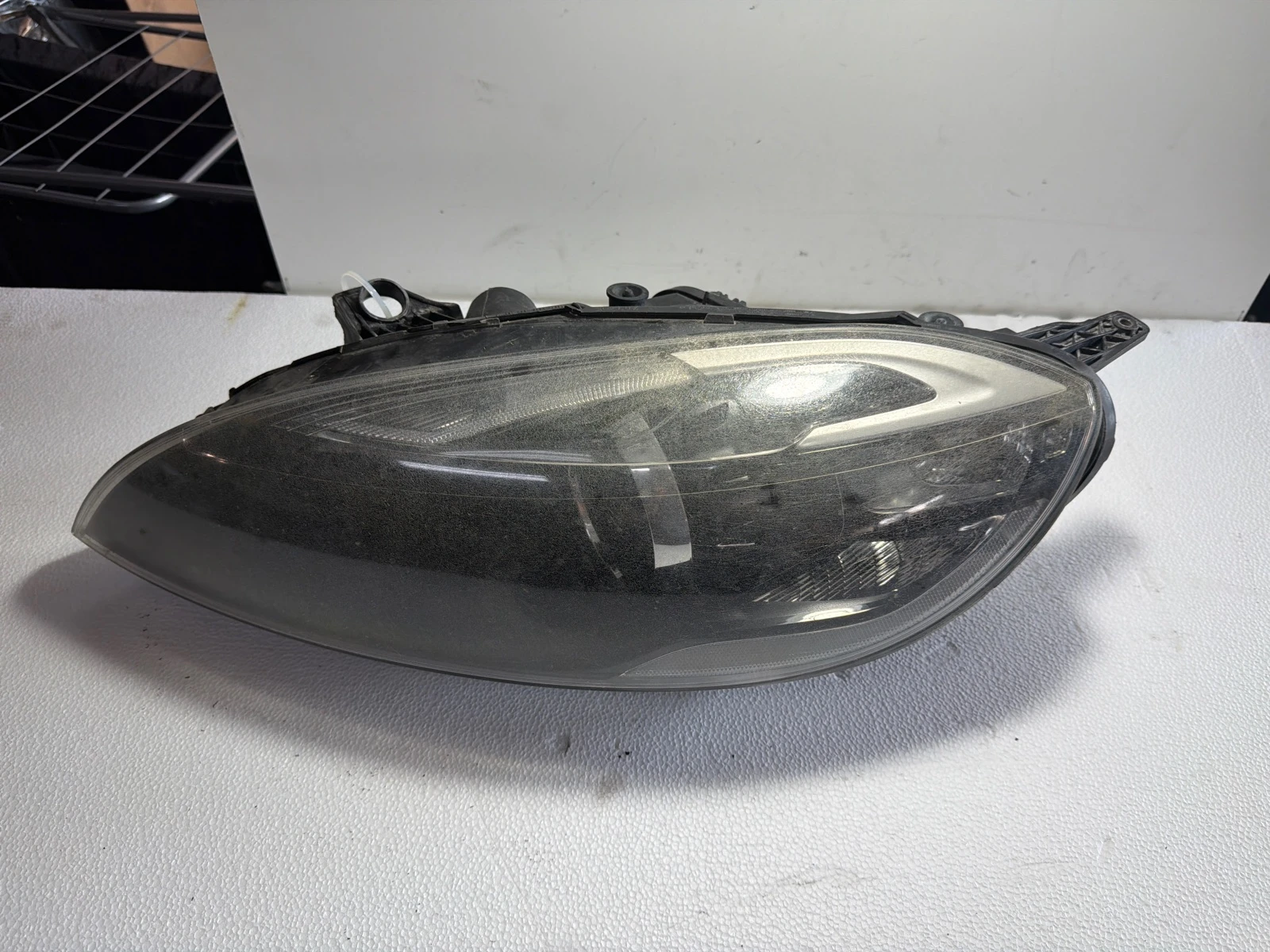 фар ляв ксеонон без баласт 31420009 Volvo V40