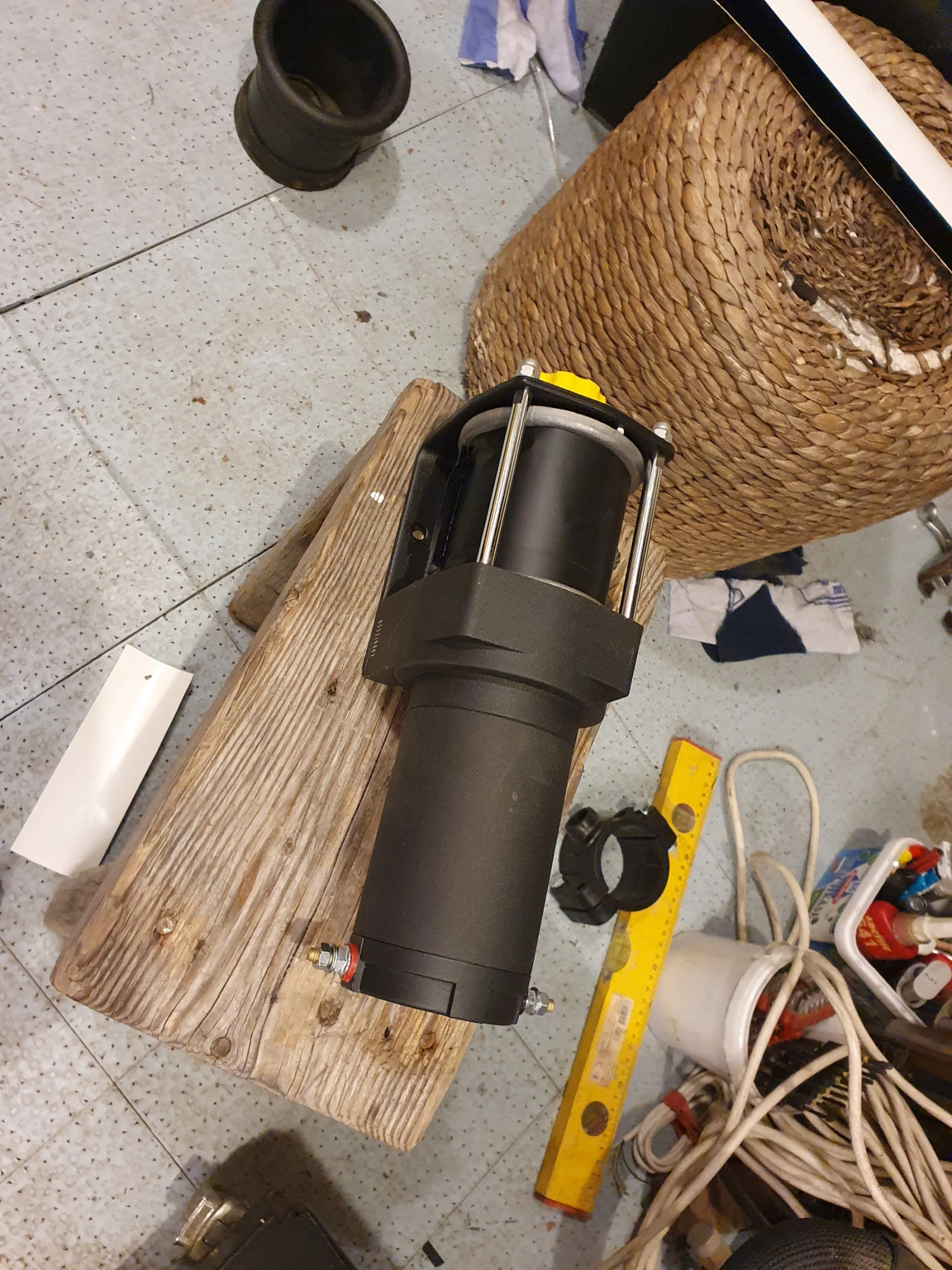 24 V  -          | Mobile.bg   1