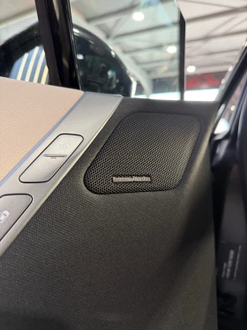 BMW iX 40 xDrive * HARMAN/KARDON* HEAD UP* M PACKET* 360 , снимка 11
