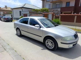 Skoda Octavia 1.6 MPI, снимка 2