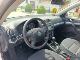 Skoda Octavia 1.6 MPI, снимка 9