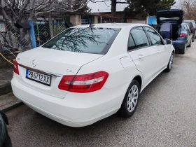 Mercedes-Benz E 200 E220, снимка 8