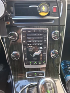 Volvo V60 - 7000 € / 13690.81 лв. - 92725344 13
