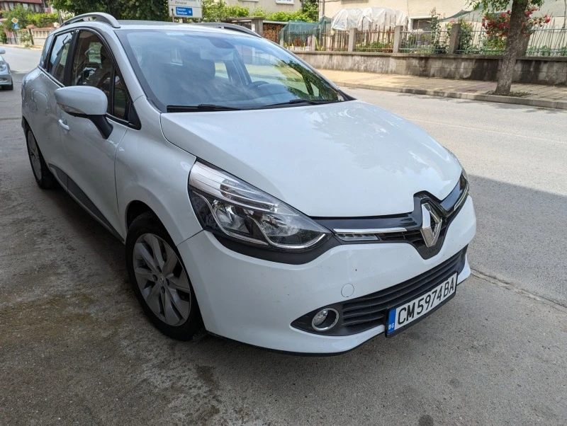 Renault Clio, снимка 2 - Автомобили и джипове - 45885718