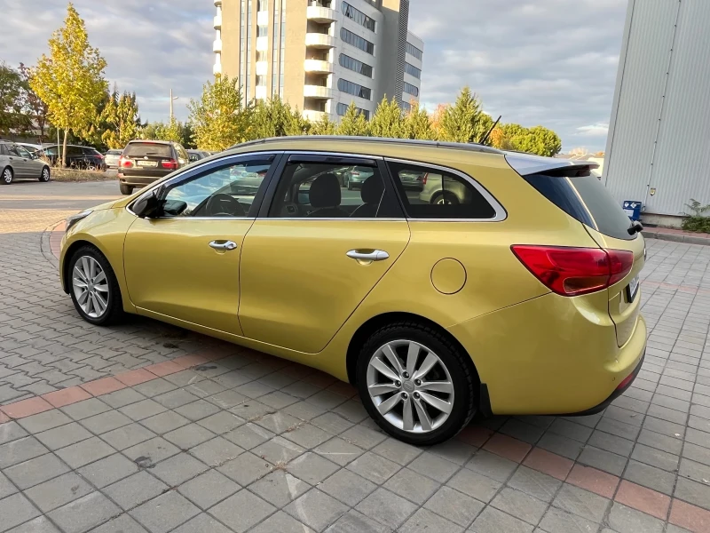 Kia Ceed, снимка 4 - Автомобили и джипове - 48276736