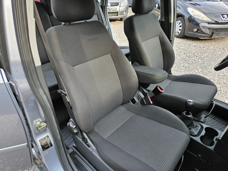 Opel Meriva 1.6 101кс.FACELIFT, снимка 13 - Автомобили и джипове - 51617039