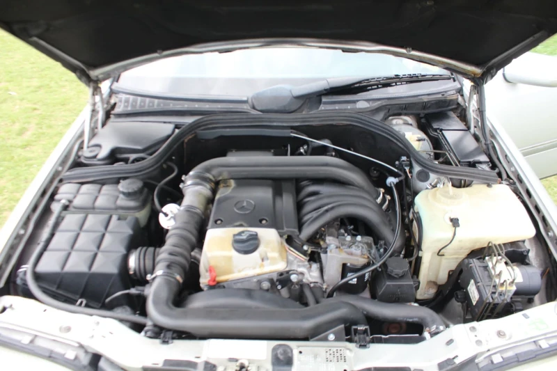 Mercedes-Benz C 250 c250td, снимка 12 - Автомобили и джипове - 51654451