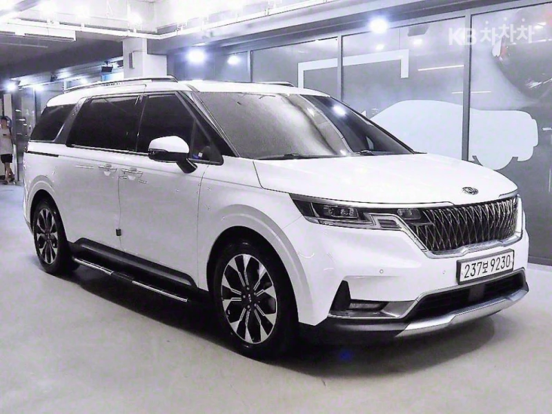 Kia Carnival (KA4) D2.2 7-местен ЛИЗИНГ БЕЗ ПЪРВ.ВНОСКА