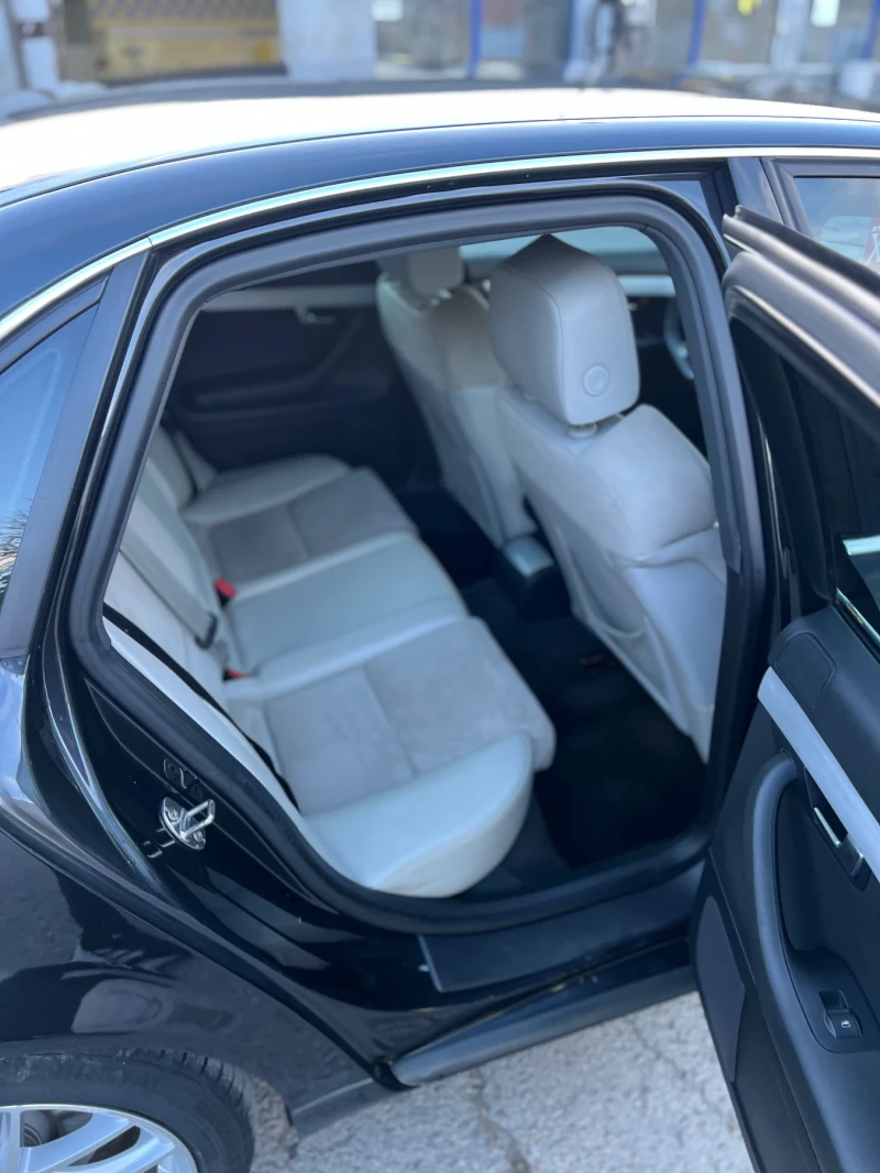 Audi A4 1.8 T Quatro, снимка 7 - Автомобили и джипове - 52682842