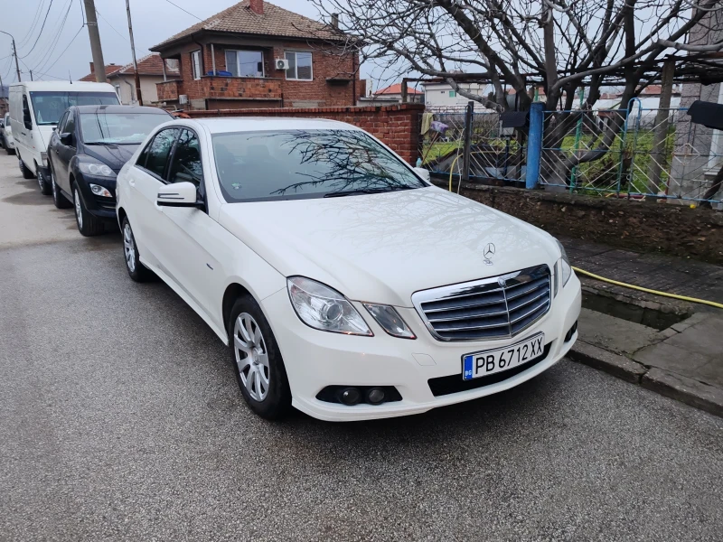 Mercedes-Benz E 200 E220, снимка 17 - Автомобили и джипове - 52859244