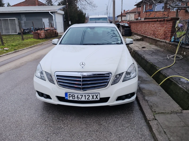 Mercedes-Benz E 200 E220, снимка 16 - Автомобили и джипове - 52859244