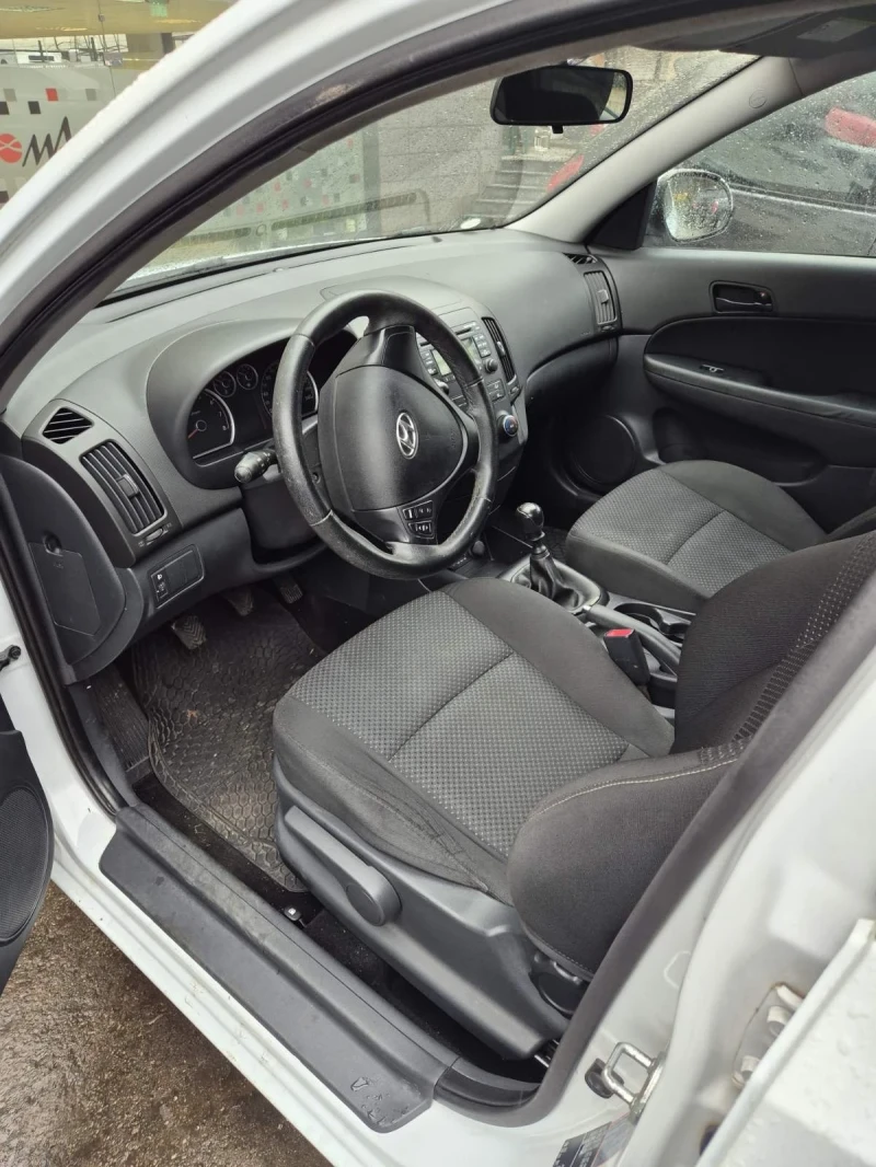 Hyundai I30, снимка 5 - Автомобили и джипове - 53375215