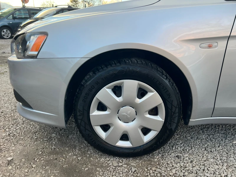 Mitsubishi Lancer 1.8i* Sportback* ШВЕЙЦАРИЯ* , снимка 10 - Автомобили и джипове - 53446410