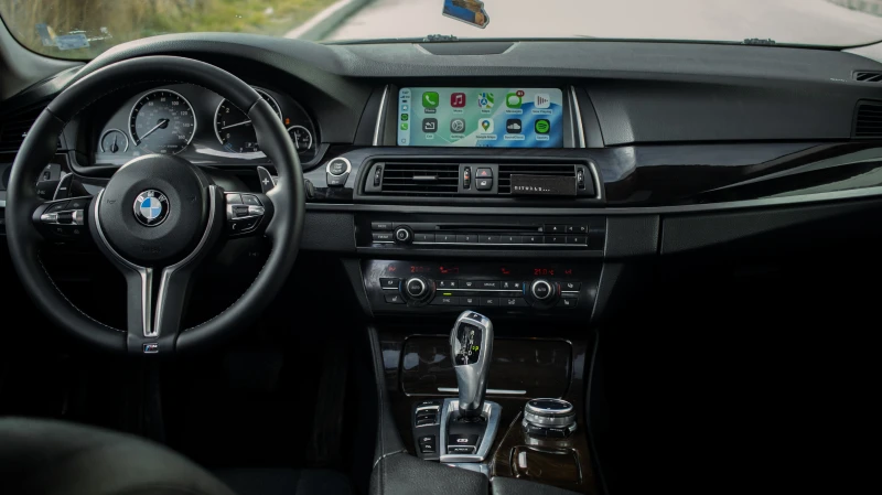 BMW 535 * XDRIVE * KEYLESS * HEAD UP * CARPLAY * ПОДГРЕВИ , снимка 6 - Автомобили и джипове - 53502659