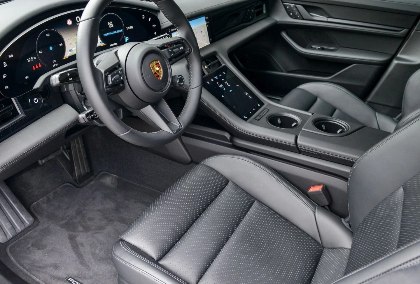 Porsche Taycan 4S Sport Turismo = Porsche Electric Sport Sound =  - изображение 6