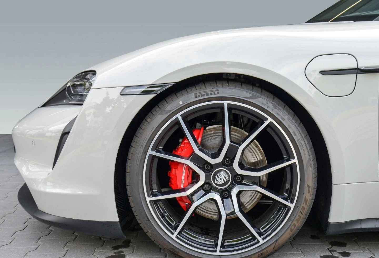 Porsche Taycan 4S Sport Turismo = Porsche Electric Sport Sound =  - изображение 4