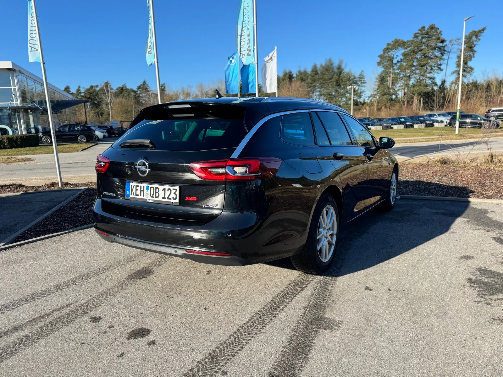 Opel Insignia 2.0 CDTI 170к.с Нов Внос* КОЖА* Панорама*  - изображение 6