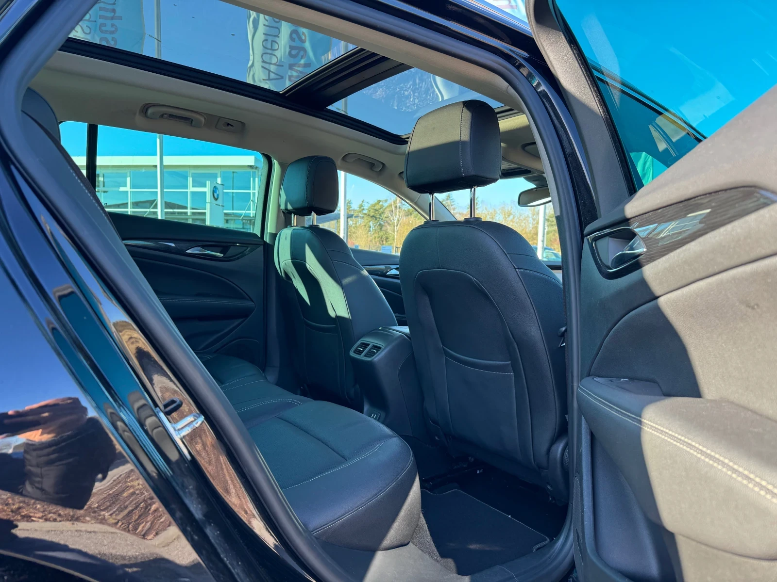Opel Insignia 2.0 CDTI 170к.с Нов Внос* КОЖА* Панорама*  - изображение 10