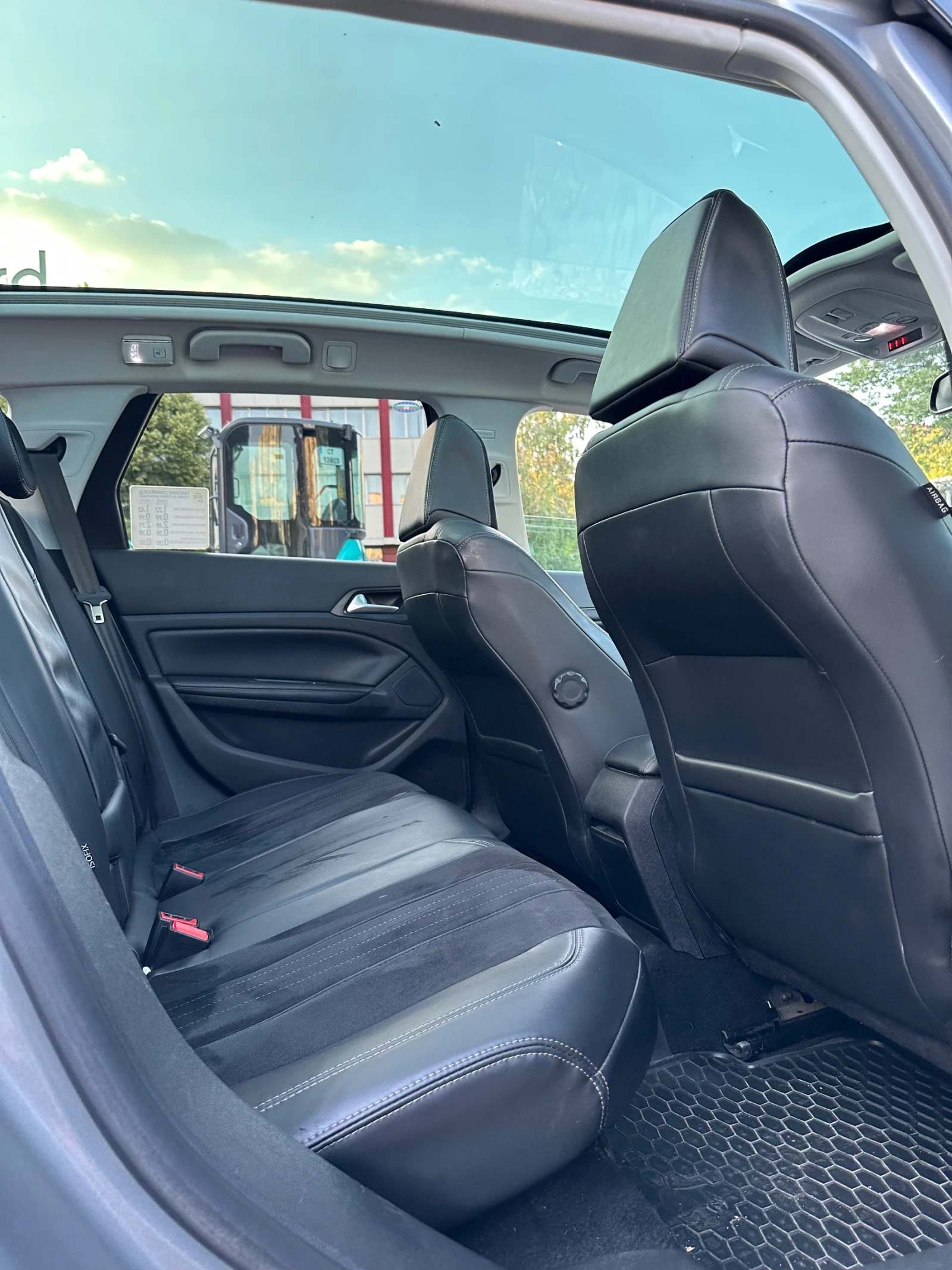 Peugeot 308 Allure/led/pano/keyless/camera/navi/full - изображение 6