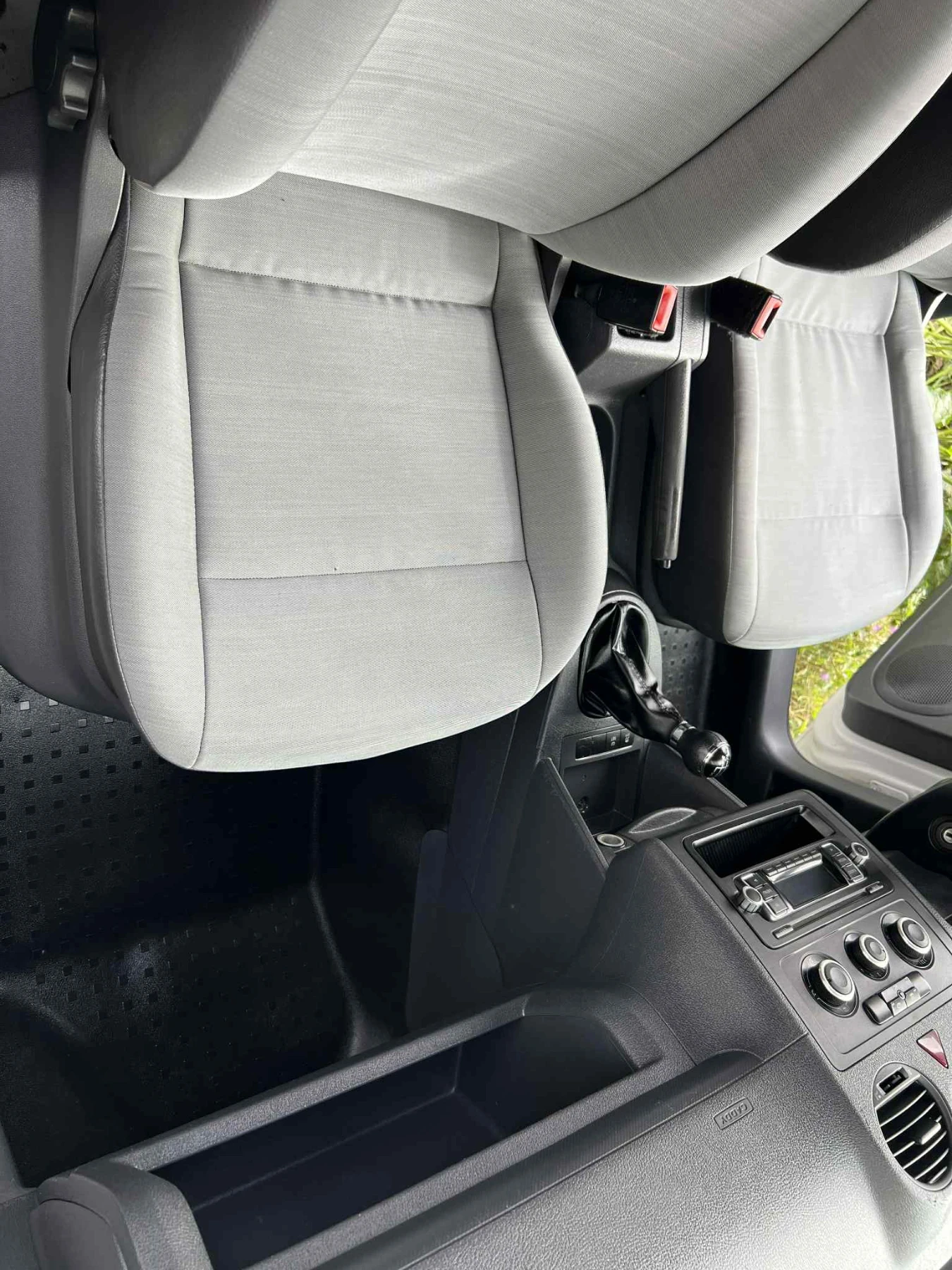 VW Caddy 1.6TDI | Mobile.bg — изображение 10
