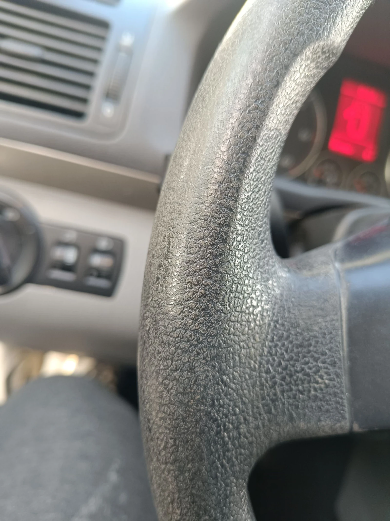 VW Touran 1.9 TDI, 105. | Mobile.bg   16