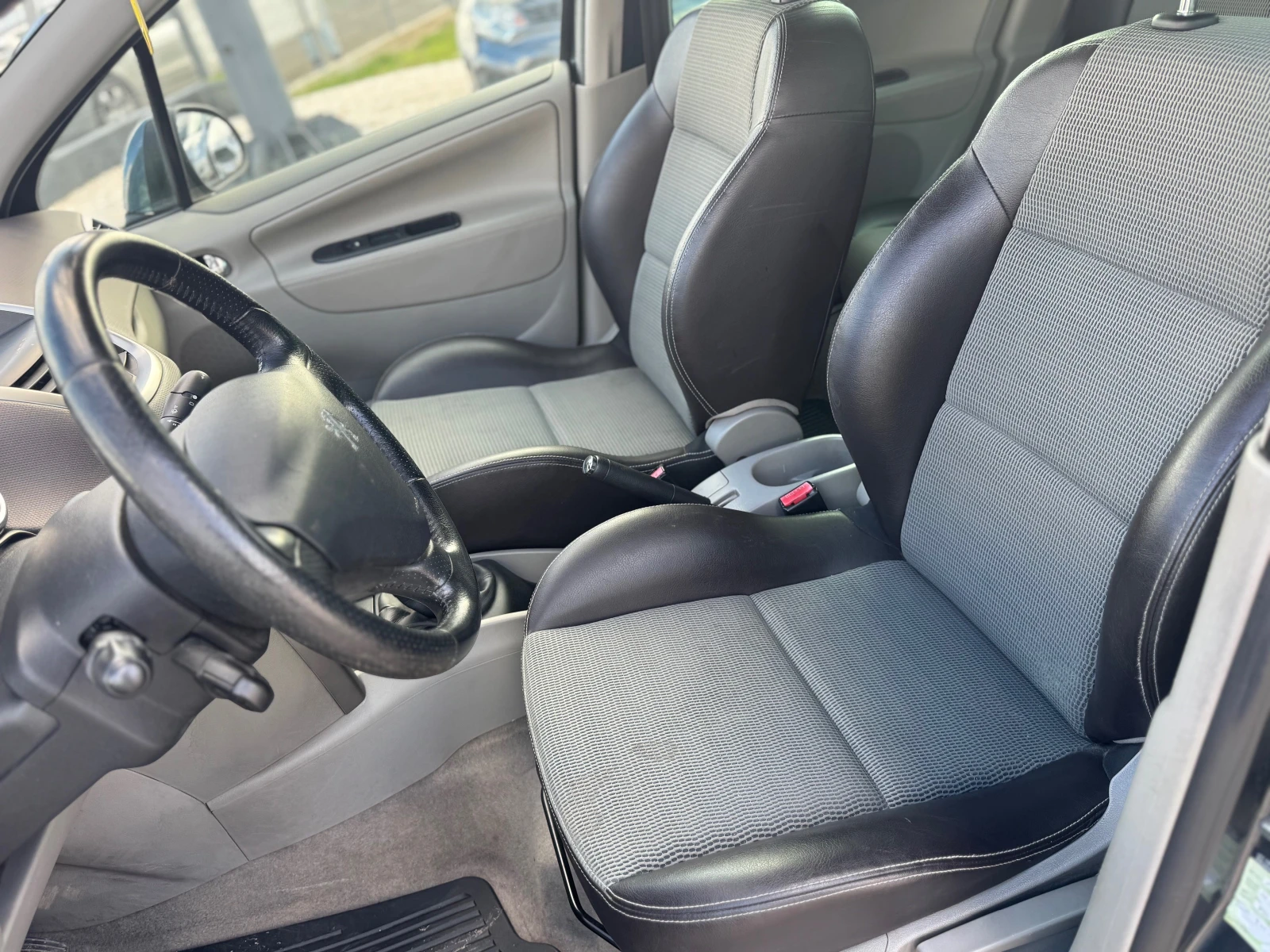 Peugeot 207 1.6 HDI - изображение 10