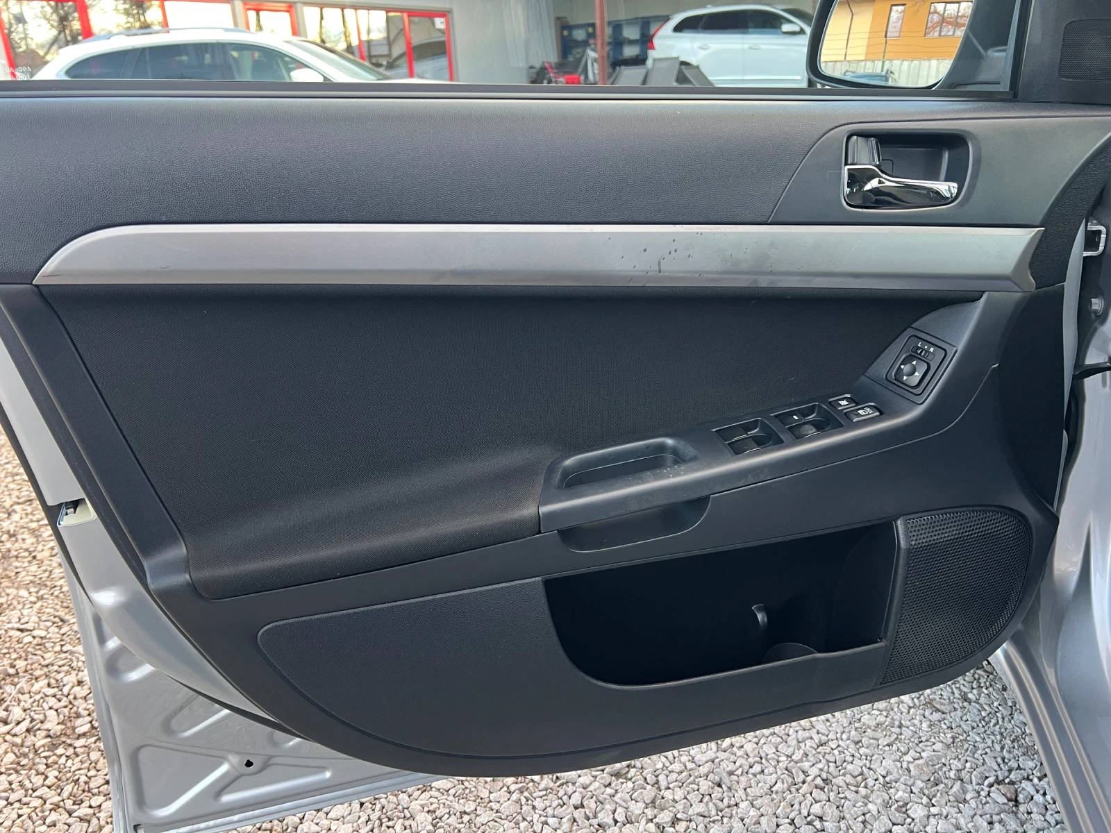 Mitsubishi Lancer 1.8i* Sportback* ���������*  | Mobile.bg � ����������� 15