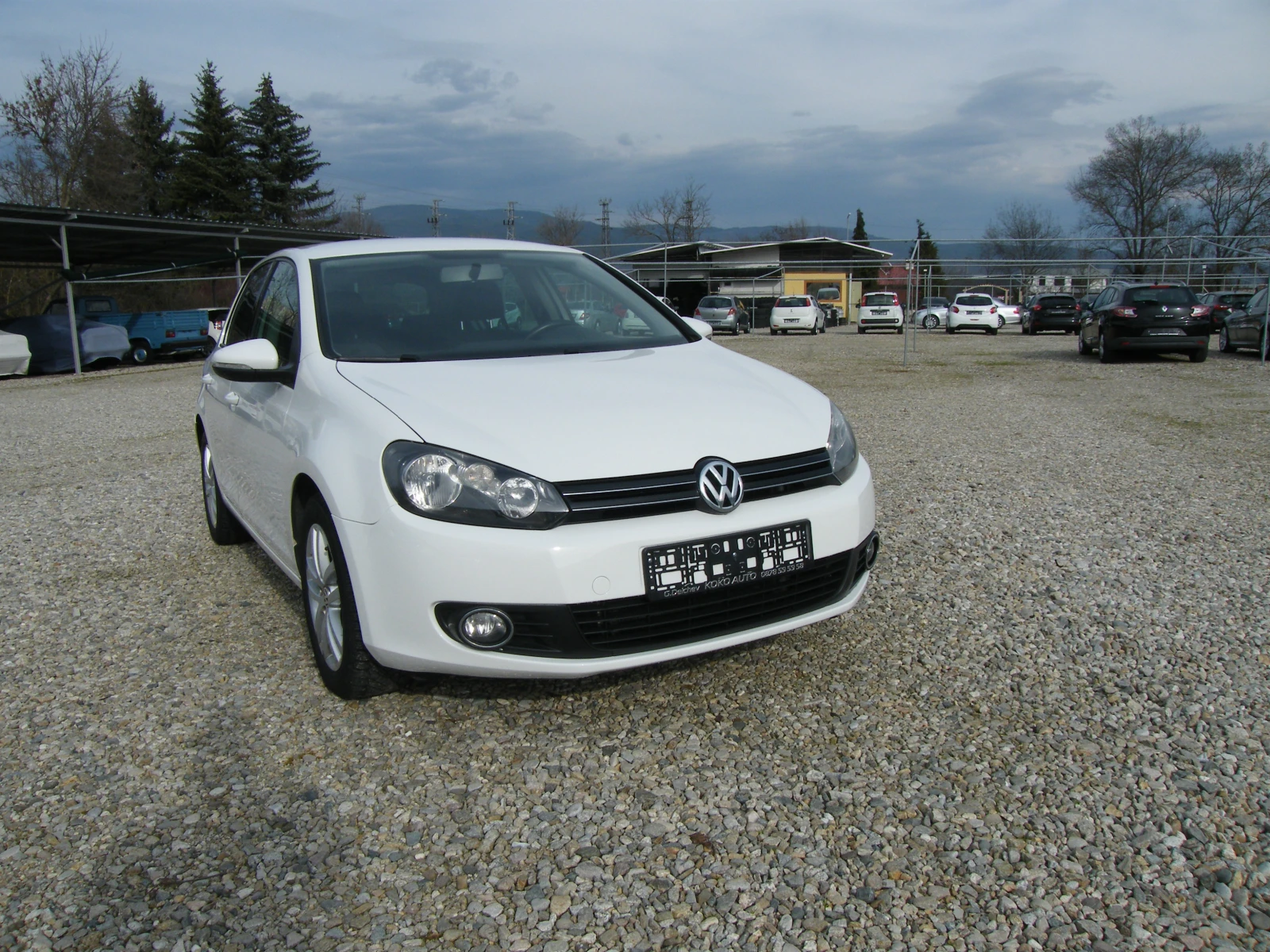 VW Golf 1.6TDI HIGHLINE, снимка 2 - Автомобили и джипове - 53734913