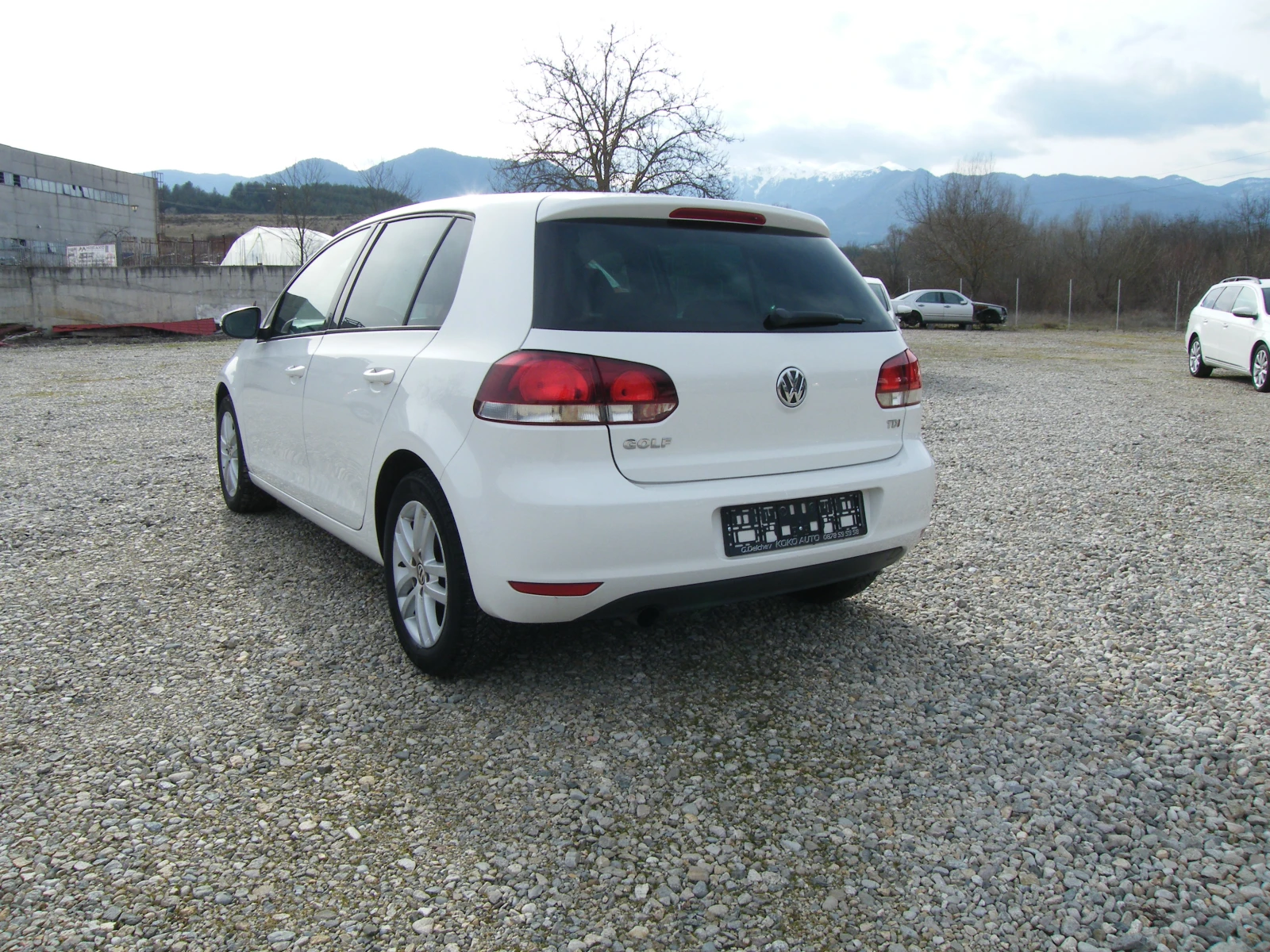 VW Golf 1.6TDI HIGHLINE, снимка 5 - Автомобили и джипове - 53734913