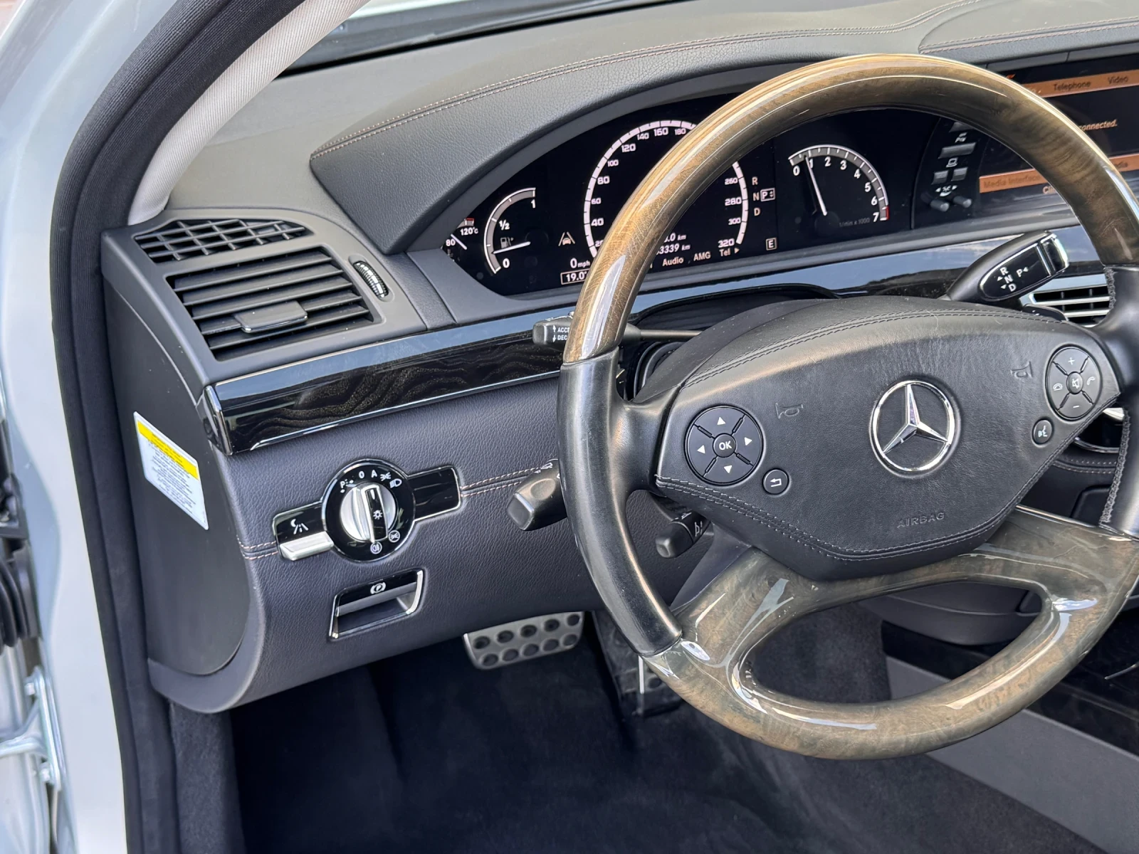 Mercedes-Benz S 500 AMG#Bang & Olufsen#Dis#Nigh vision# Full Max !!!, снимка 8 - Автомобили и джипове - 54101543