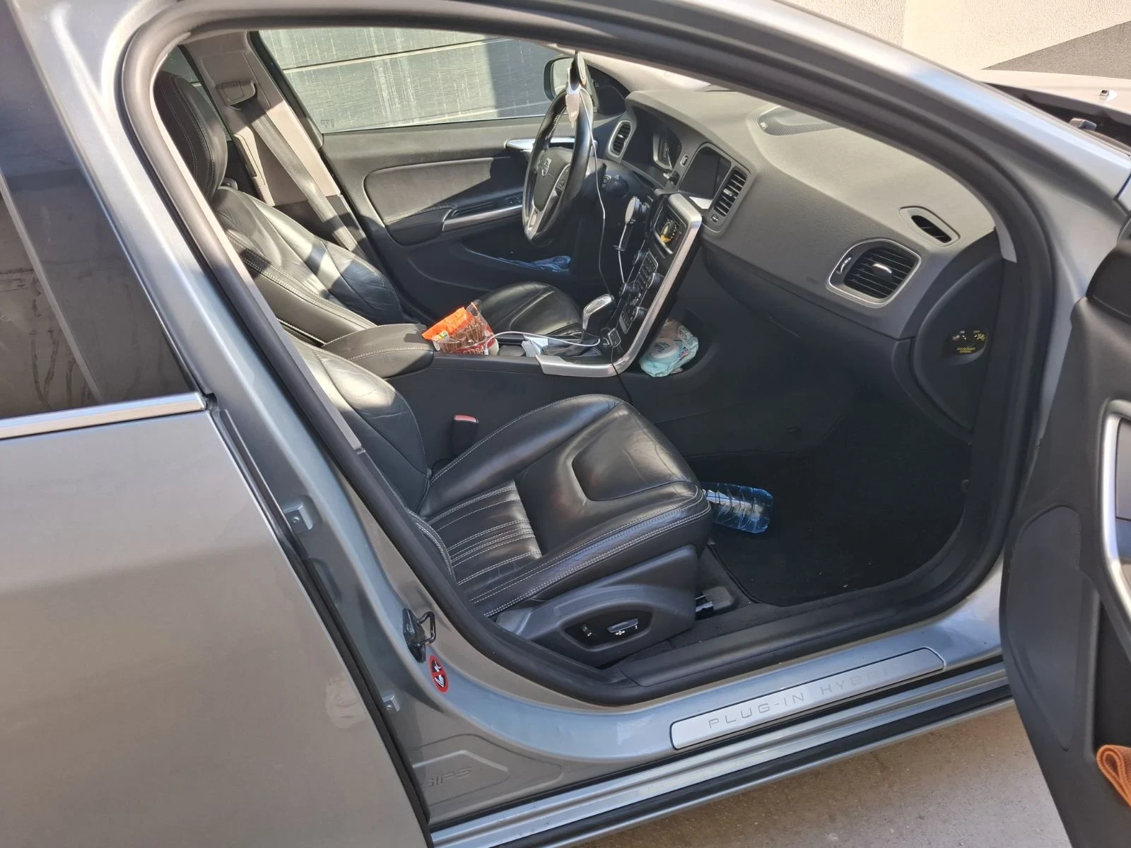 Volvo V60, снимка 9 - Автомобили и джипове - 54246477