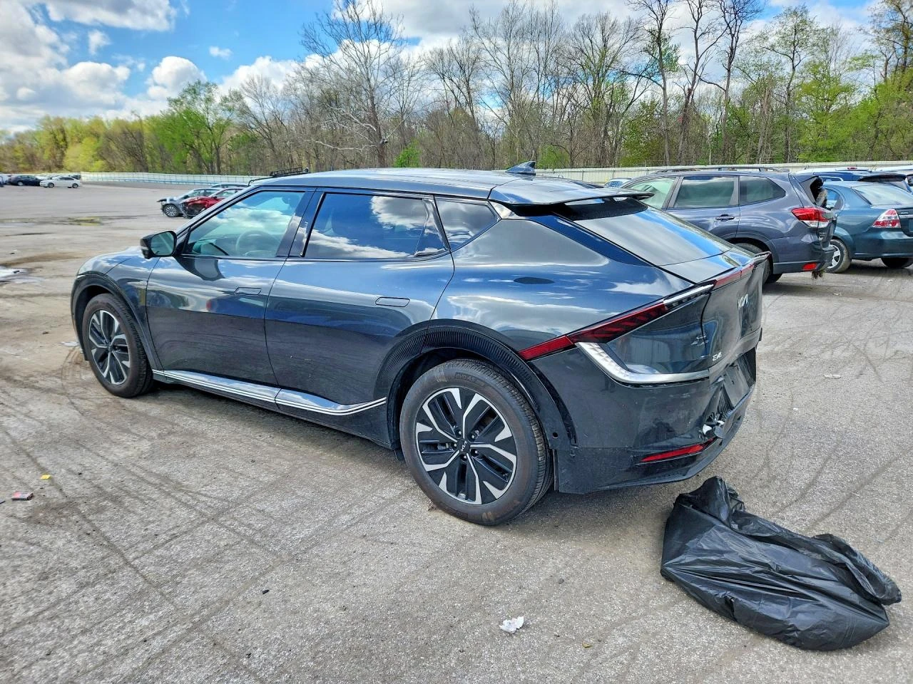 Kia EV6 0.0l Wind, снимка 2 - Автомобили и джипове - 54348086