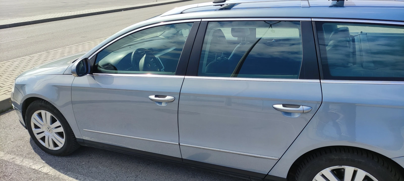 VW Passat 2.0TDI Commonrail/Highline HIGHLINE, снимка 2 - Автомобили и джипове - 54517767