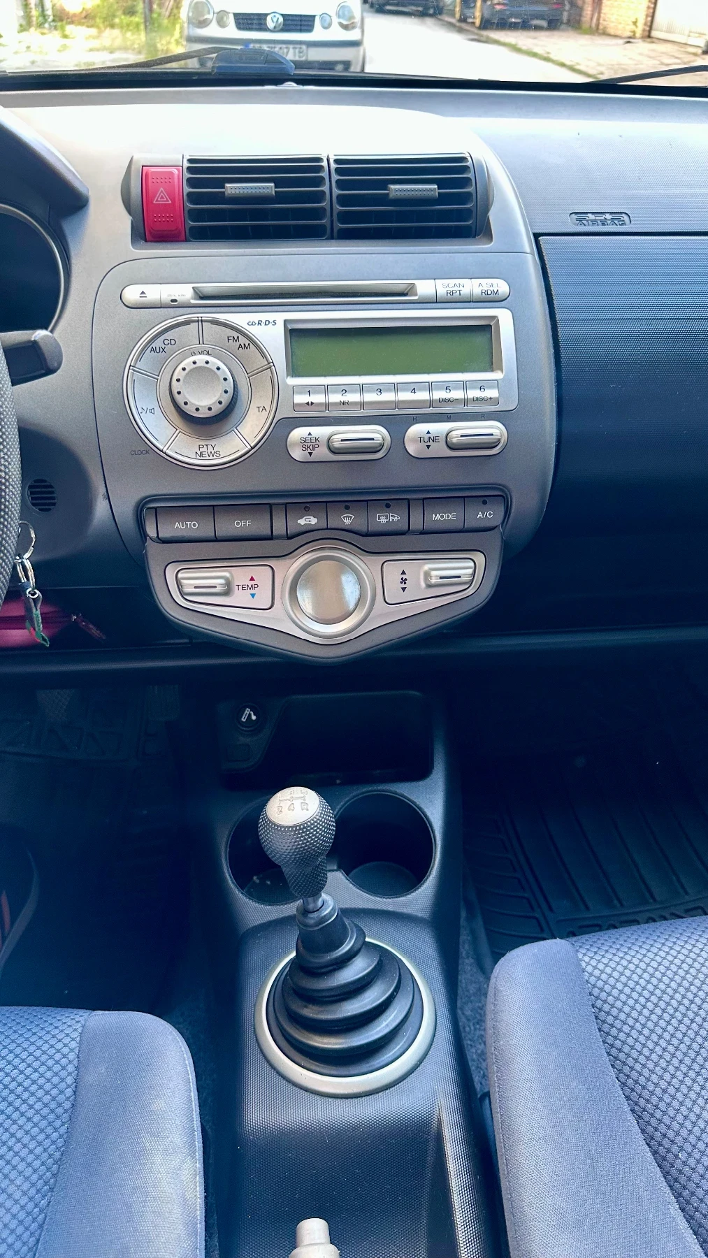 Honda Jazz, снимка 8 - Автомобили и джипове - 54894790